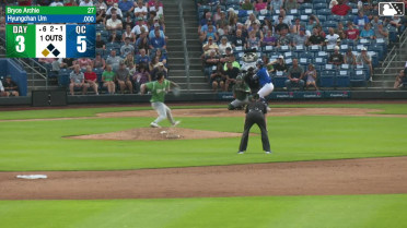 Hyungchan Um doubles (1) on a line drive to left fielder Jacob Friend. Erick Torres scores.