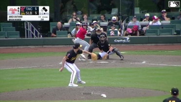Brock Rodden doubles (14) on a ground ball to right fielder Yolmer Sánchez. Leo Rivas scores. Ryan Bliss to 3rd.