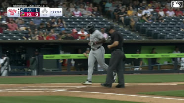 Jhonkensy Noel's long home run 