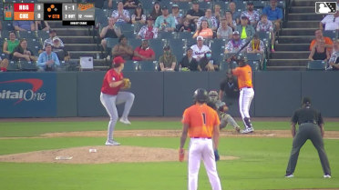Anderson De Los Santos singles on a ground ball to center fielder Nick Mitchell. Brandon Butterworth scores. Wehiwa Aloy scores.