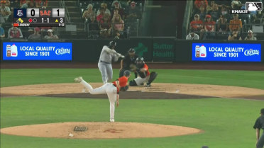 Abimelec Ortiz's three-run homer