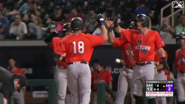 Jakson Reetz crushes a grand slam to 