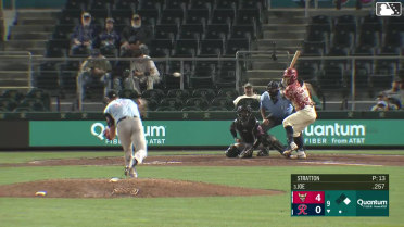 Connor Joe homers (9) on a line drive to left center field. Andy Ibáñez scores.