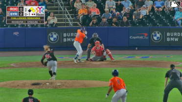 Zak Kent In play, run(s) to Ryan Clifford