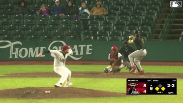 Juan Baez singles on a line drive to center fielder Charles Davalan. Josh Adamczewski scores. Luis Castillo to 3rd.