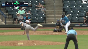 Casey Yamauchi singles on a ground ball to second baseman Yamal Encarnacion. Ryan Lasko scores. Euribiel Angeles to 3rd. Clark Elliott to 2nd.