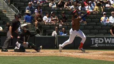 Daniel Susac homers twice