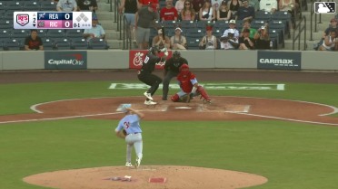 Jean Cabrera In play, run(s) to Charlie Szykowny