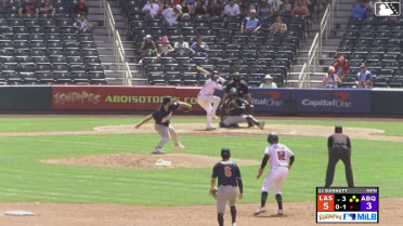 Roc Riggio grounds into a force out, first baseman Joey Meneses to shortstop Drew Swift. Charlie Condon scores. Vimael Machín scores. Chad Stevens out at 2nd. Roc Riggio to 1st. Throwing error by shortstop Drew Swift.
