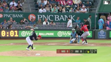 Josh Hejka Ball to Jeferson Quero