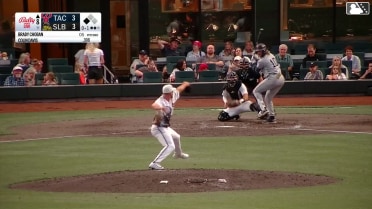 Colin Davis singles on a ground ball to left fielder Nick Madrigal. Brennen Davis scores.