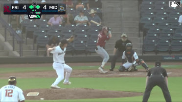 Dylan Dreiling singles on a ground ball to right fielder Devin Taylor. Frainyer Chavez scores. Rafe Perich to 3rd.