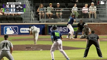 Rafe Perich singles on a line drive to right fielder Alex Ungar. Yeison Morrobel scores. Quincy Scott to 3rd. Ben Hartl to 2nd.