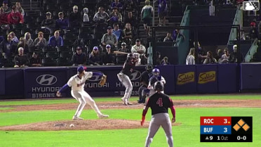 Abimelec Ortiz doubles (23) on a sharp line drive to right fielder Daz Cameron. Phillip Glasser scores. Maxwell Romero Jr. scores. Christian Franklin to 3rd.