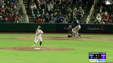 Parker Mushinski In play, run(s) to LuJames Groover