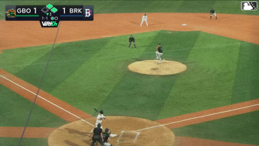 Colin Houck doubles (2) on a ground ball to right fielder Camden Janik. Ronald Hernandez scores. Daiverson Gutierrez to 3rd.