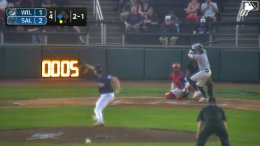 Luiyin Alastre reaches on a fielding error by first baseman D'Angelo Ortiz. Jadyn Fielder scores.