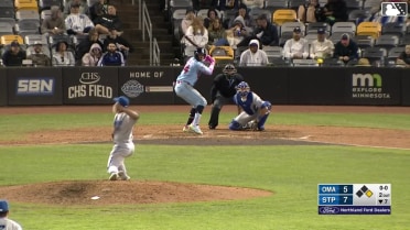 Hendry Mendez homers (3) on a fly ball to left center field. Tanner Schobel scores.