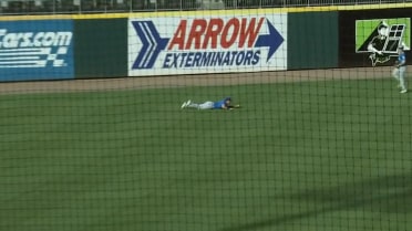 Tommy Edman flashes the leather in rehab game