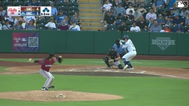 Austin Gauthier singles on a sharp line drive to right fielder Heliot Ramos. Taylor Young scores.