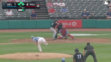Dillon Head out on a sacrifice fly to center fielder Andrew Williamson. Emilio Barreras scores. Carlos Sanchez to 3rd.