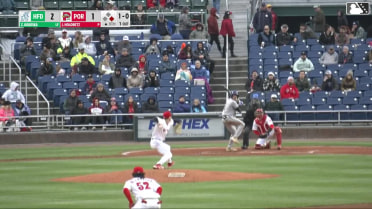 Zach Kokoska homers (3) on a fly ball to center field. Jose Torres scores.