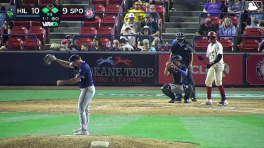 Rocco Reid Ball to Kelvin Hidalgo