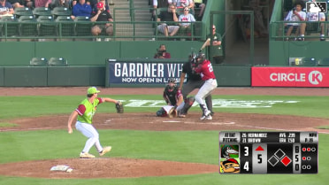 Jose D. Hernandez homers (3) on a fly ball to left field. Samuel Munoz scores.