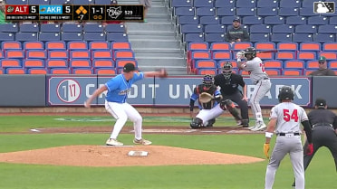 Callan Moss singles on a ground ball to left fielder Wuilfredo Antunez. Duce Gourson scores. Jesus Castillo to 3rd. P.J. Hilson to 2nd.