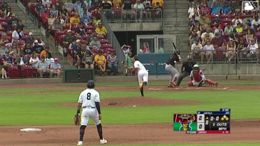 Luis Castillo singles on a line drive to center fielder Yasser Mercedes. Daniel Dickinson scores. Eric Bitonti to 3rd.