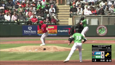 Willy Vasquez out on a sacrifice fly to center fielder Ethan O'Donnell. Ryan Noda scores.