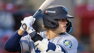 Josh Caron hits a grand slam (17) to left center field. Jonny Farmelo scores. Luke Stevenson scores. Felnin Celesten scores.