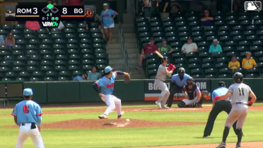 Owen Carey homers (2) on a fly ball to right center field. Eric Hartman scores.