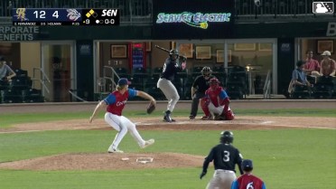 Yanquiel Fernández homers (11) on a fly ball to right field. Jonathan Ornelas scores. George Lombard Jr. scores.