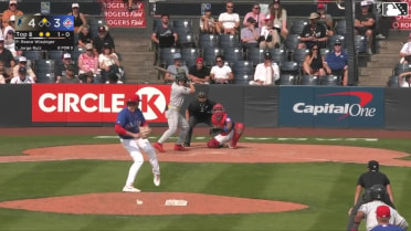 Jorge Ruiz doubles (17) on a sharp line drive to center fielder David Calabrese. Adrian Placencia scores.