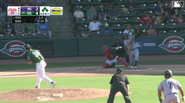 Aaron Nixon In play, run(s) to Jeral Perez