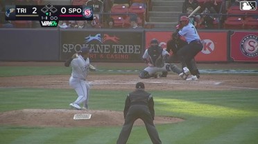 Yeferson Vargas In play, run(s) to Kelvin Hidalgo