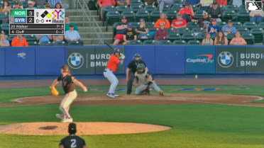 Jackson Cluff doubles (5) on a sharp line drive to center fielder Enrique Bradfield Jr. Hayden Senger scores.