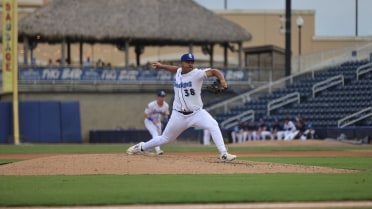 Owens Stars in Shuckers Saturday Night Win