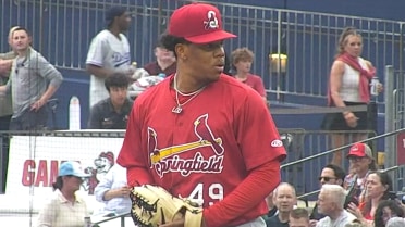 Cardinals prospect Jurrangelo Cijntje fans seven