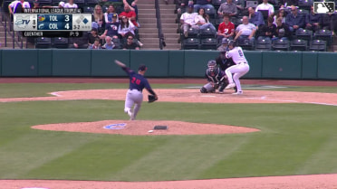 Kody Huff doubles (5) on a line drive to left fielder Tyler Gentry. Stuart Fairchild scores.