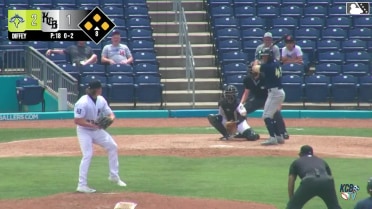 Angel Ramirez out on a sacrifice fly to center fielder Jaden Fauske. JC Vanek scores. Yandel Ricardo to 3rd.