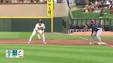 Alfredo Alcantara homers (13) on a fly ball to left field. Eric Becker scores.