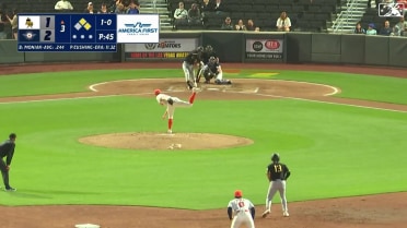 Mickey Moniak drills a three-run home run