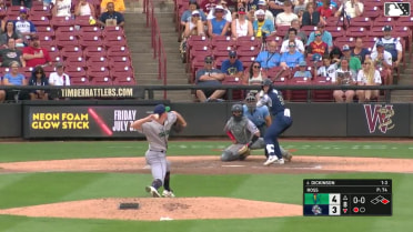 Daniel Dickinson doubles (9) on a sharp line drive to center fielder Yasser Mercedes. Eric Bitonti scores.