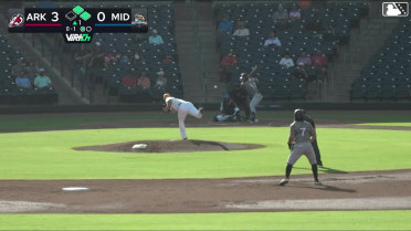 Josh Hood doubles (8) on a sharp line drive to left fielder Clark Elliott. Connor Charping scores. Blake Rambusch to 3rd.