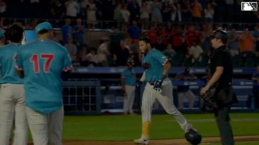 Omar Alfonzo's walk-off homer