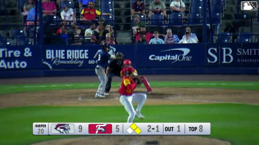 Marco Vargas doubles (7) on a line drive to right fielder Raylin Heredia. Jamari Baylor scores. Mitch Voit to 3rd.