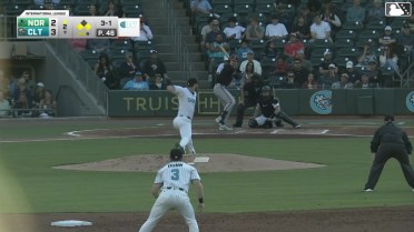 Heston Kjerstad doubles (1) on a fly ball to second baseman Rikuu Nishida. Payton Eeles scores. Jackson Holliday to 3rd.