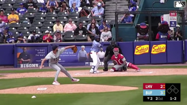 Rudy Martin Jr. homers (3) on a fly ball to center field.